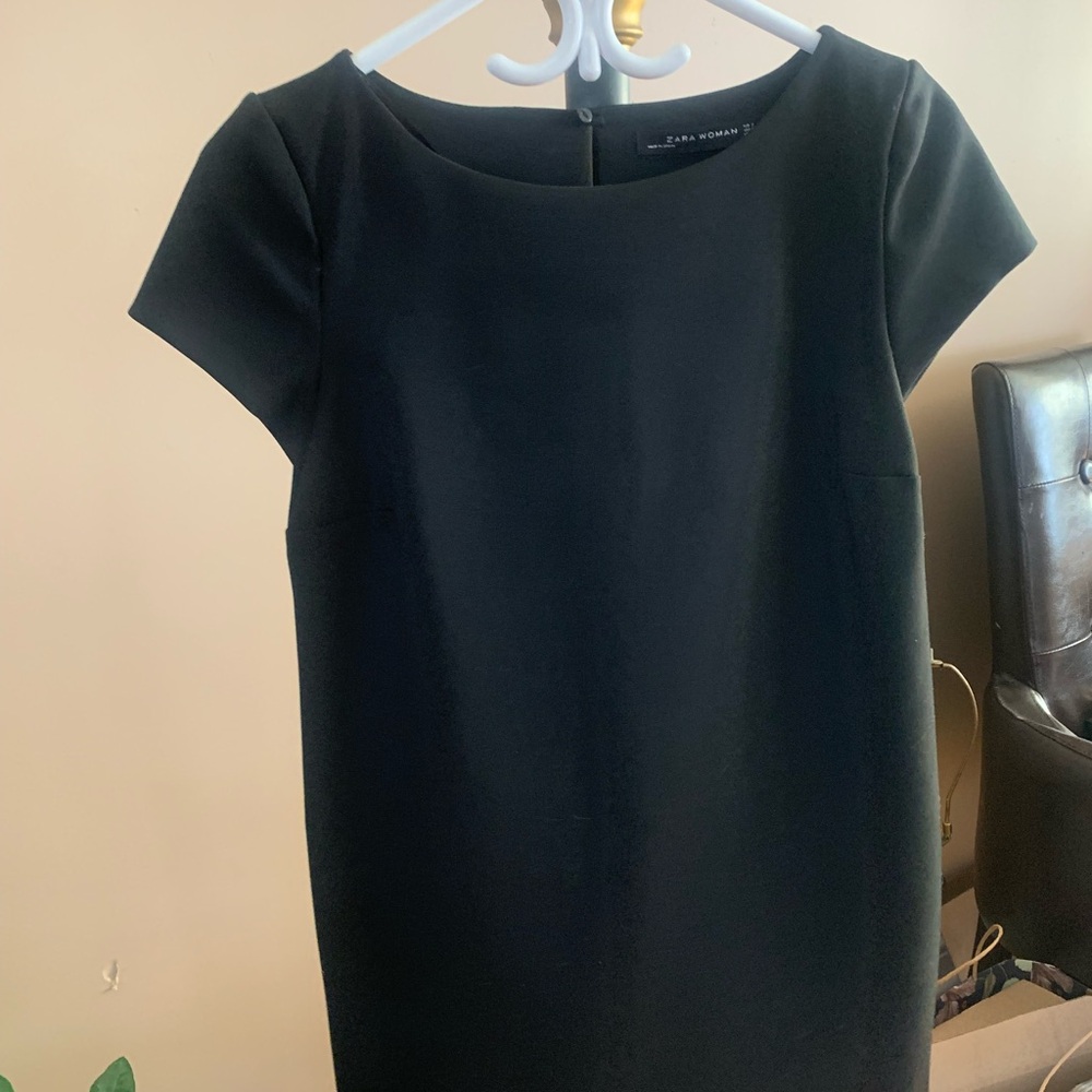 Zara Black Sheath Mini Dress Crew Neck